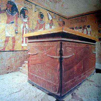 kwarcytowy sarkofag